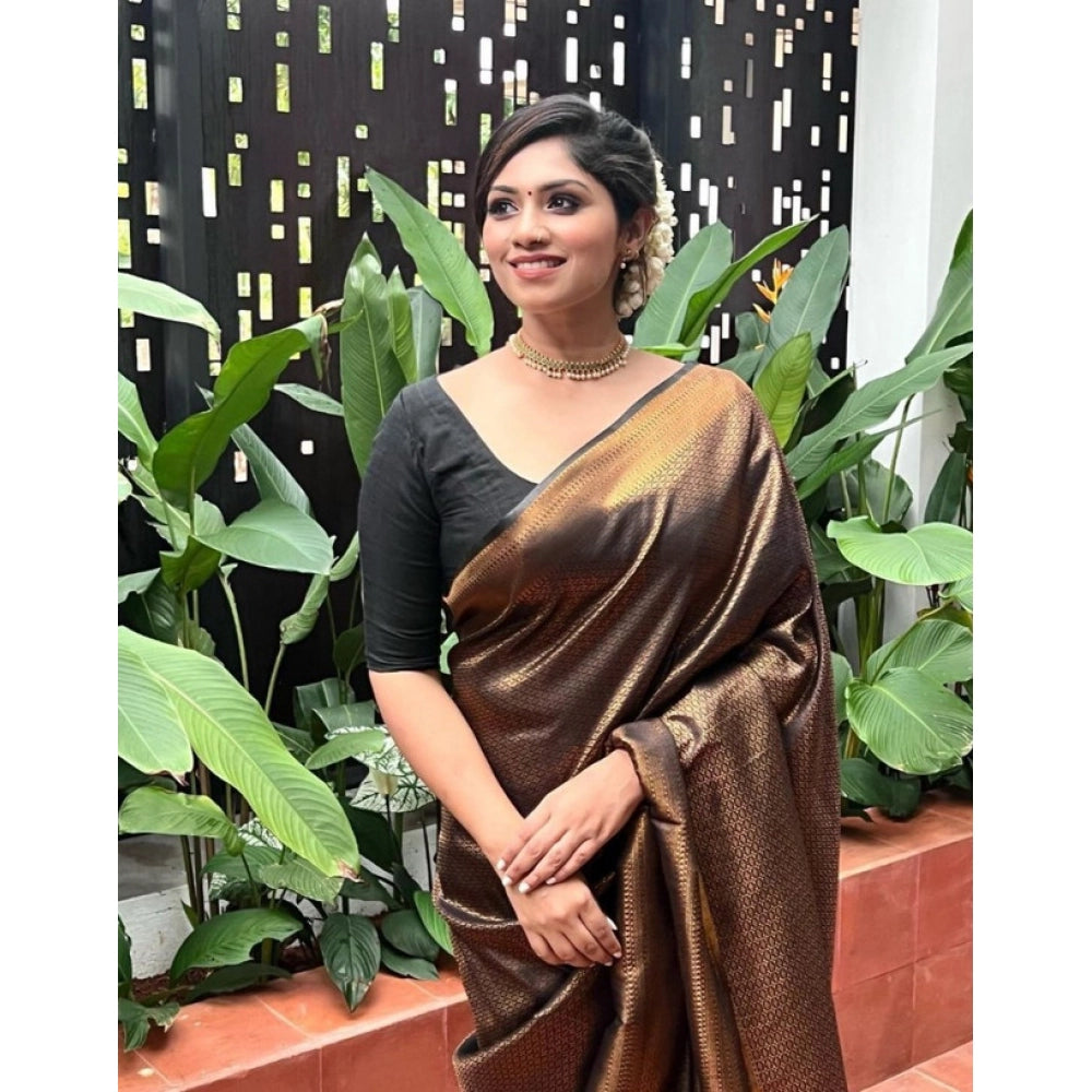 Women's Litchi silk Printed Saree With Unstitched Blouse (Gold)